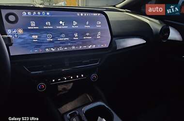 Позашляховик / Кросовер Chevrolet Equinox EV 2024 в 
