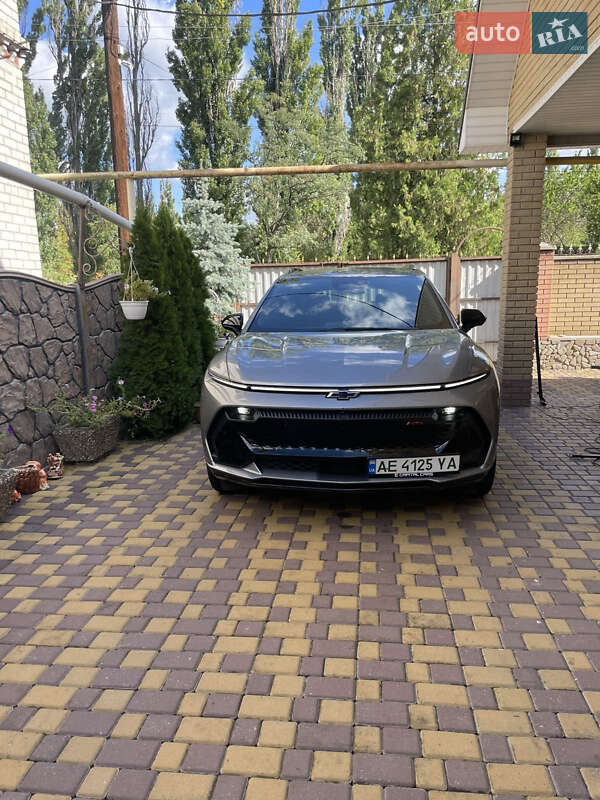Внедорожник / Кроссовер Chevrolet Equinox EV 2024 в 