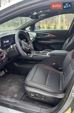 Позашляховик / Кросовер Chevrolet Equinox EV 2024 в 