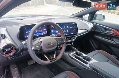 Позашляховик / Кросовер Chevrolet Equinox EV 2024 в 