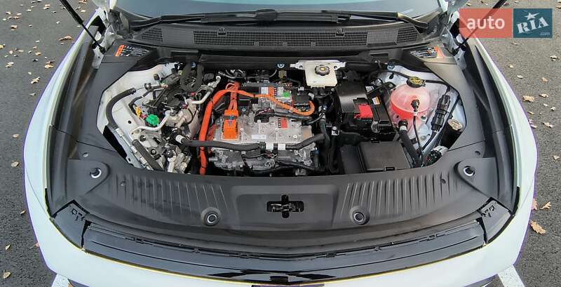 Позашляховик / Кросовер Chevrolet Equinox EV 2024 в Києві