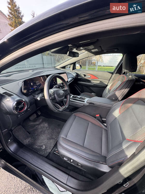 Позашляховик / Кросовер Chevrolet Equinox EV 2024 в Києві