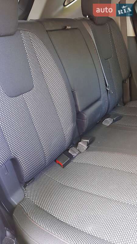 Внедорожник / Кроссовер Chevrolet Equinox 2016 в Харькове