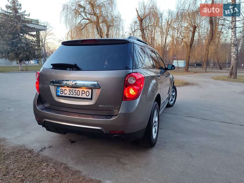 Позашляховик / Кросовер Chevrolet Equinox 2010 в Києві