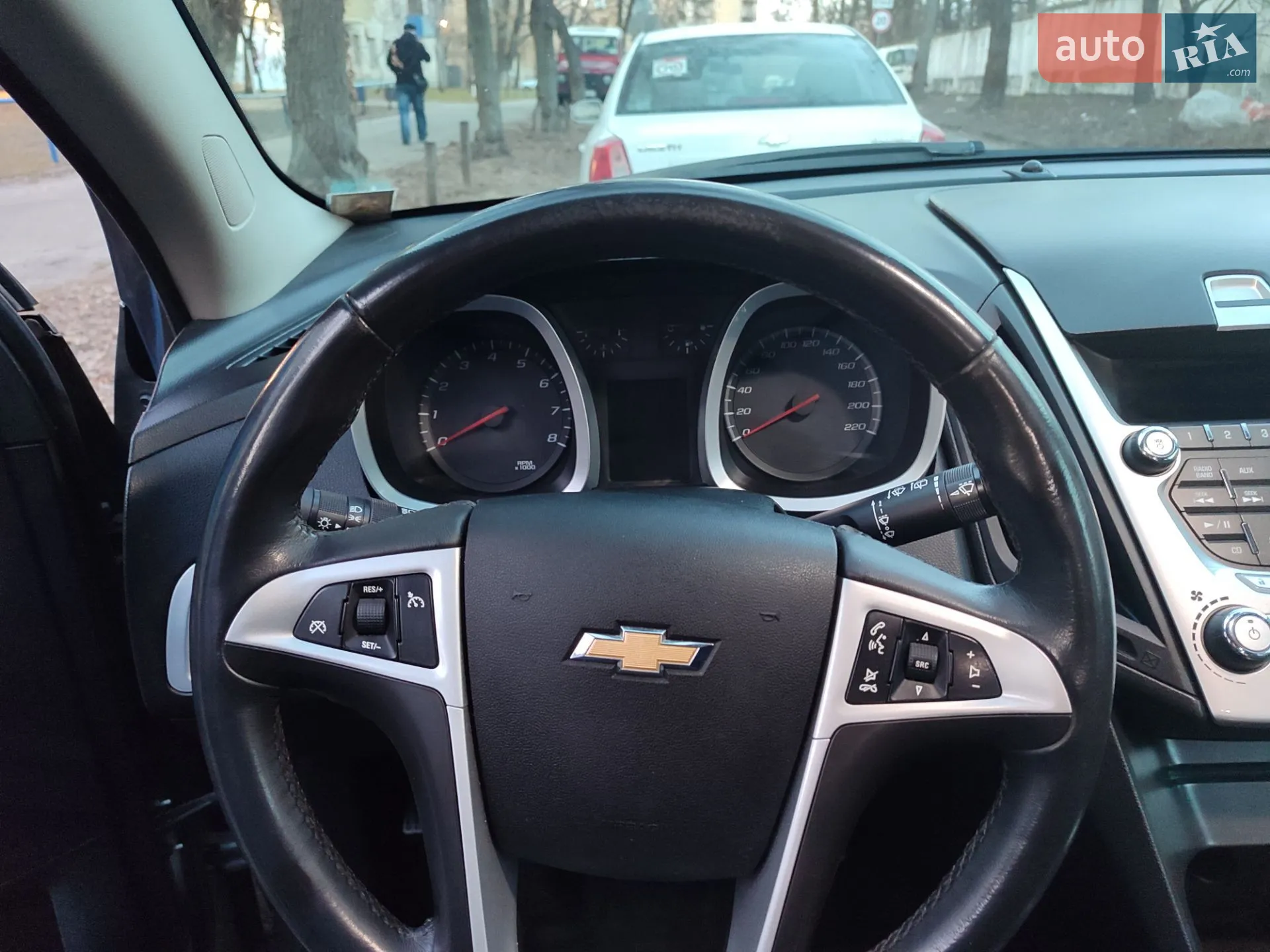 2010 Chevrolet Equinox - мініатюра 28