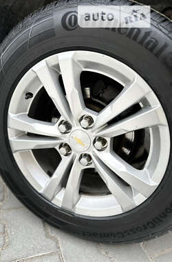 Внедорожник / Кроссовер Chevrolet Equinox 2013 в 
