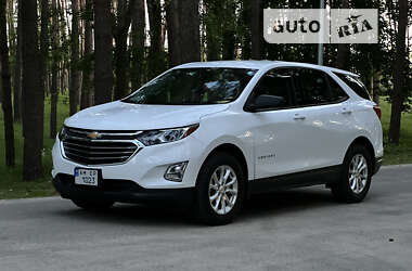 Внедорожник / Кроссовер Chevrolet Equinox 2017 в Киеве