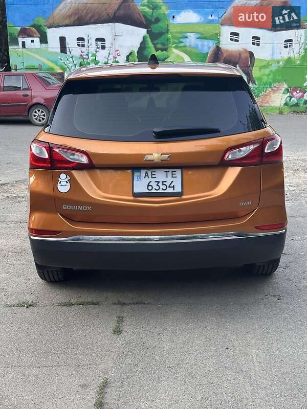 Внедорожник / Кроссовер Chevrolet Equinox 2017 в Кривом Роге