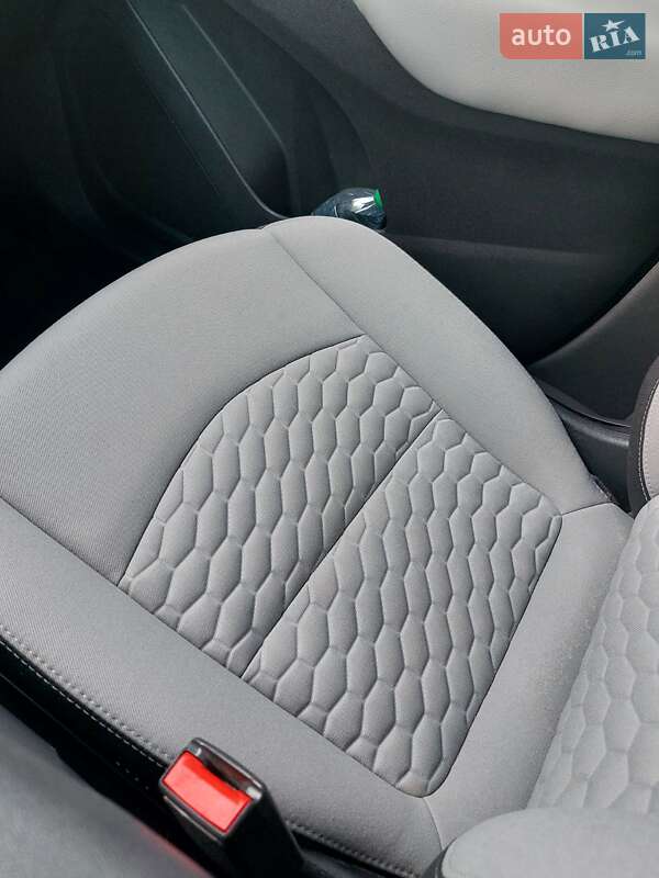 Внедорожник / Кроссовер Chevrolet Equinox 2019 в Кривом Роге