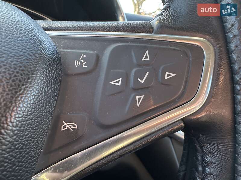 Внедорожник / Кроссовер Chevrolet Equinox 2019 в Стрые