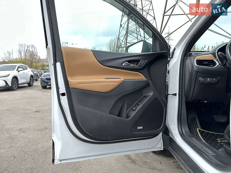 Внедорожник / Кроссовер Chevrolet Equinox 2017 в Харькове