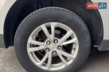 Внедорожник / Кроссовер Chevrolet Equinox 2016 в 