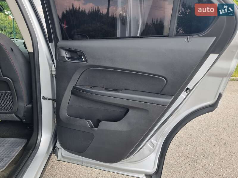 Позашляховик / Кросовер Chevrolet Equinox 2015 в Хмельницькому фото 41 Позашляховик / Кросовер Chevrolet Equinox 2015 в Хмельницькому