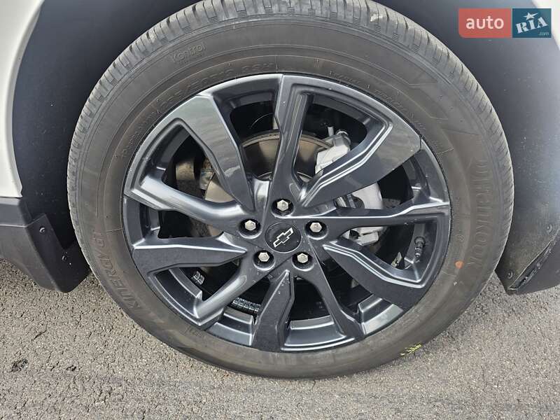 Внедорожник / Кроссовер Chevrolet Equinox 2022 в Броварах