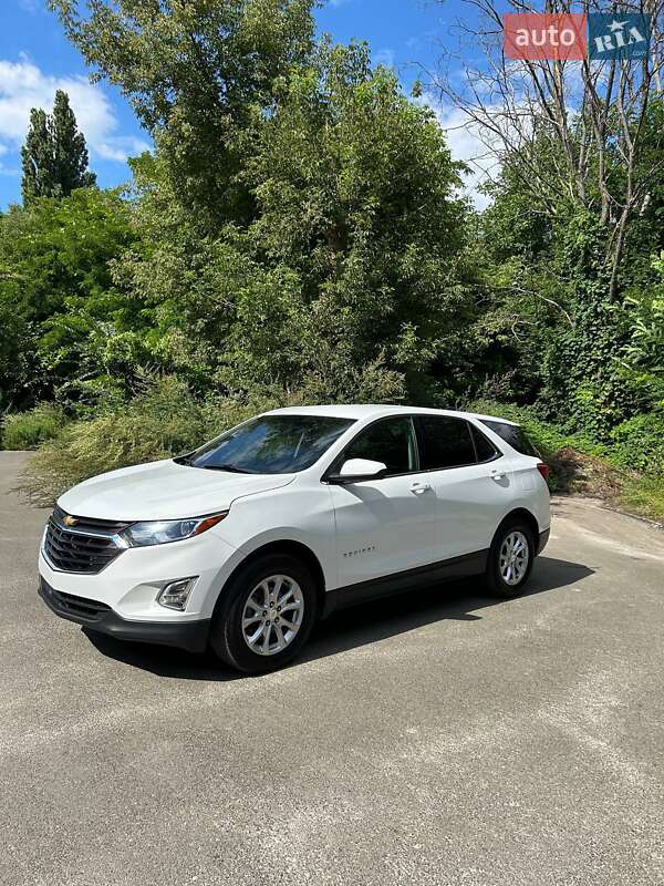 Внедорожник / Кроссовер Chevrolet Equinox 2020 в Киеве