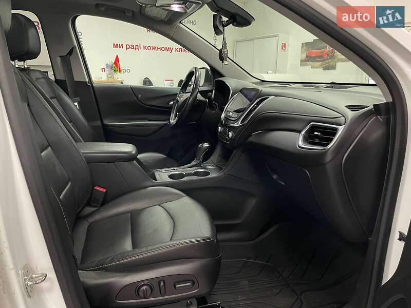 Внедорожник / Кроссовер Chevrolet Equinox 2018 в Киеве