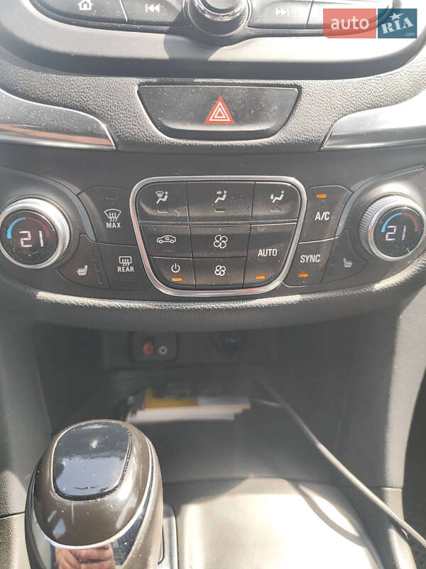 Внедорожник / Кроссовер Chevrolet Equinox 2017 в Киеве фото 10 Внедорожник / Кроссовер Chevrolet Equinox 2017 в Киеве