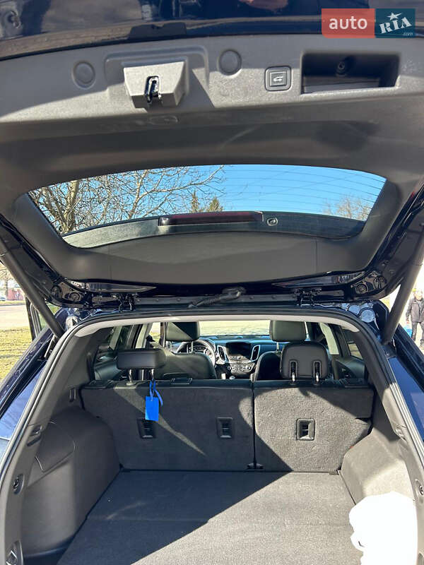 Внедорожник / Кроссовер Chevrolet Equinox 2020 в Верхнеднепровске