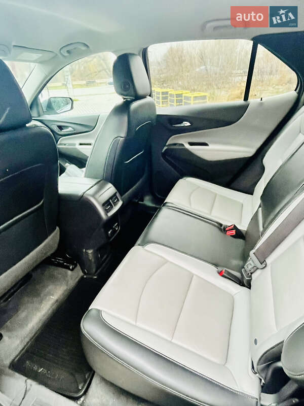 Внедорожник / Кроссовер Chevrolet Equinox 2018 в Киеве