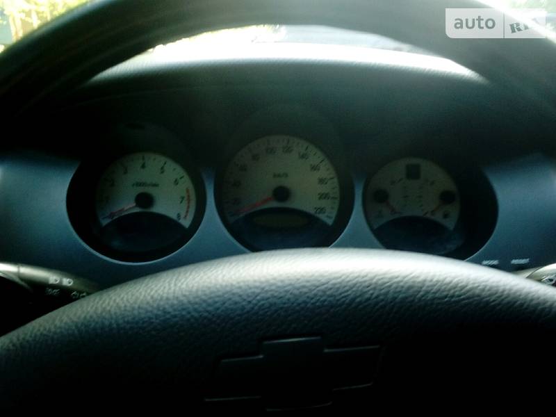 Седан Chevrolet Evanda 2005 в Києві