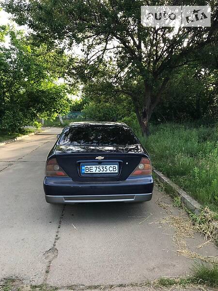 Седан Chevrolet Evanda 2004 в Первомайську