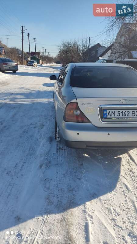 Седан Chevrolet Evanda 2006 в Житомирі