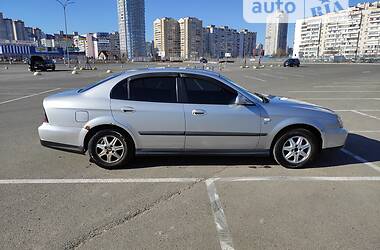 Седан Chevrolet Evanda 2006 в Киеве