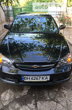 Седан Chevrolet Evanda 2006 в Килии