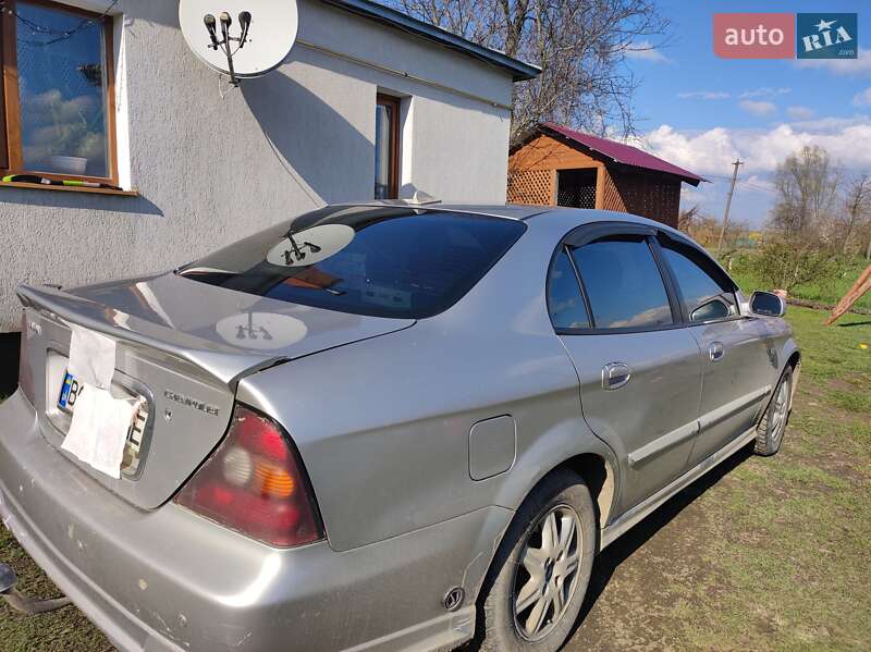 Седан Chevrolet Evanda 2006 в Львові фото 4 Седан Chevrolet Evanda 2006 в Львові