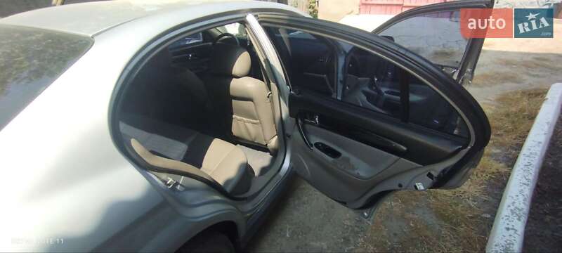 Седан Chevrolet Evanda 2004 в Николаевке