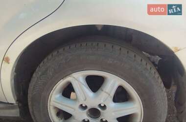 Седан Chevrolet Evanda 2004 в 