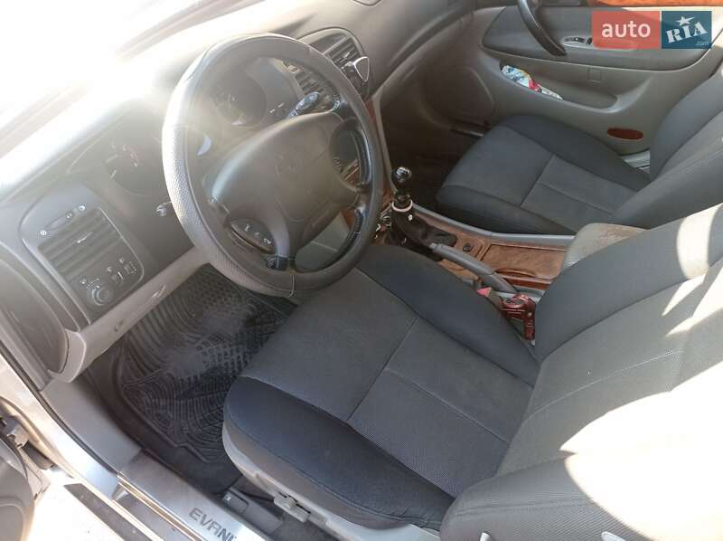 Седан Chevrolet Evanda 2005 в Христиновке