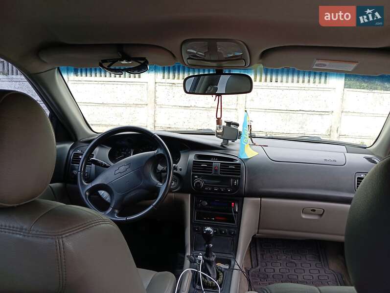 Седан Chevrolet Evanda 2006 в Зачепиловке