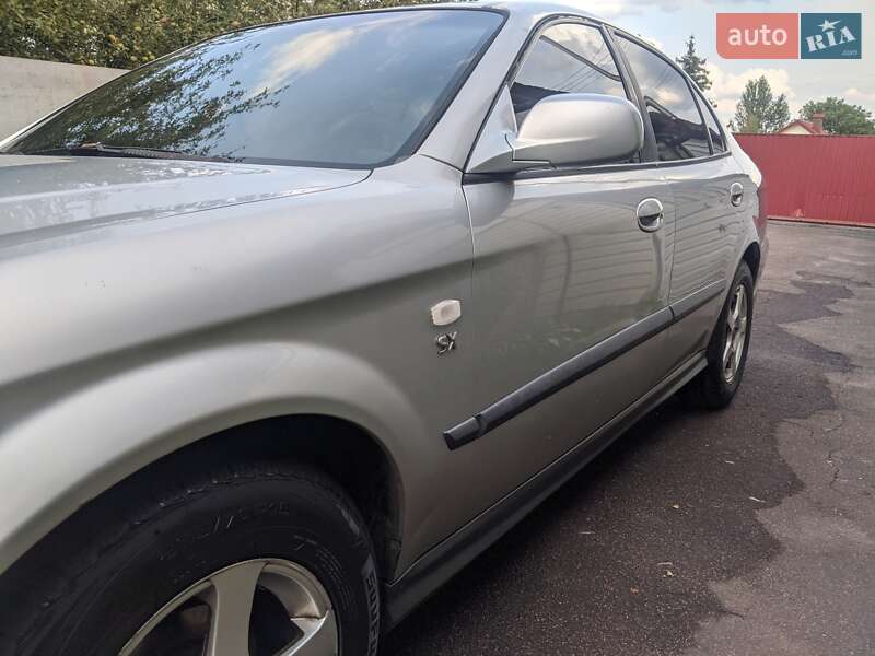 Седан Chevrolet Evanda 2006 в Киеве