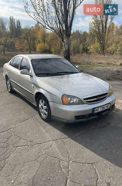 Седан Chevrolet Evanda 2005 в Кам'янському