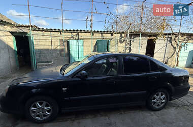 Седан Chevrolet Evanda 2005 в 