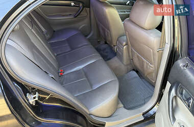 Седан Chevrolet Evanda 2005 в 