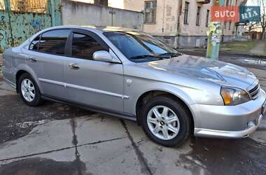 Седан Chevrolet Evanda 2006 в Дніпрі