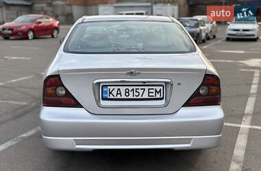 Седан Chevrolet Evanda 2006 в 