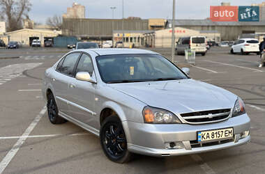 Седан Chevrolet Evanda 2006 в 