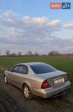 Седан Chevrolet Evanda 2004 в 