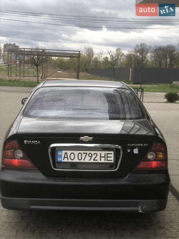 Седан Chevrolet Evanda 2005 в Ужгороді