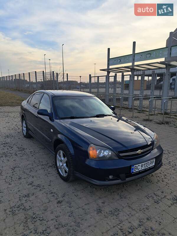 Седан Chevrolet Evanda 2005 в 