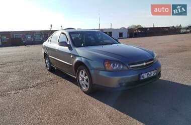 Седан Chevrolet Evanda 2004 в 