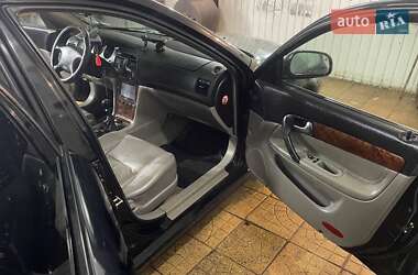 Седан Chevrolet Evanda 2005 в 