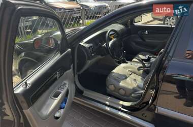 Седан Chevrolet Evanda 2005 в 