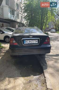 Седан Chevrolet Evanda 2006 в 