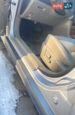 Седан Chevrolet Evanda 2005 в 