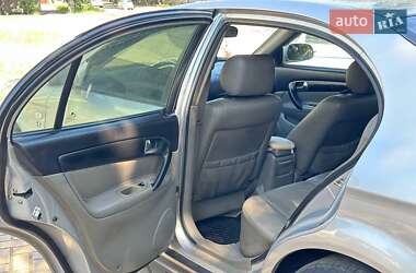 Седан Chevrolet Evanda 2006 в 