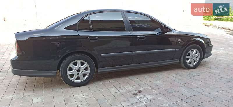 Седан Chevrolet Evanda 2006 в Дубно